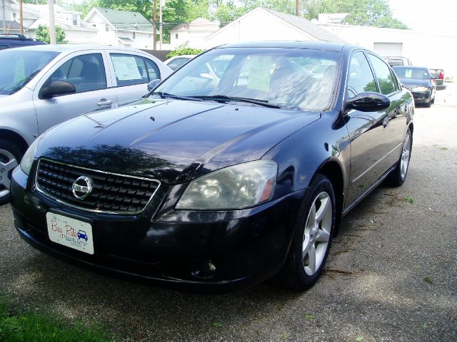 2005 Nissan Altima LE