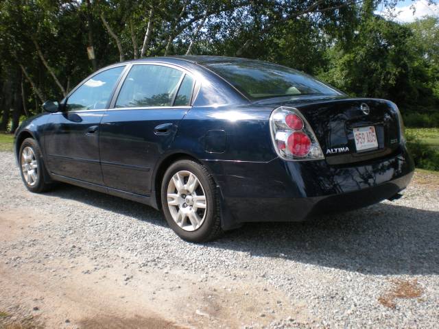 2005 Nissan Altima XR