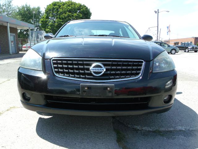 2005 Nissan Altima LE