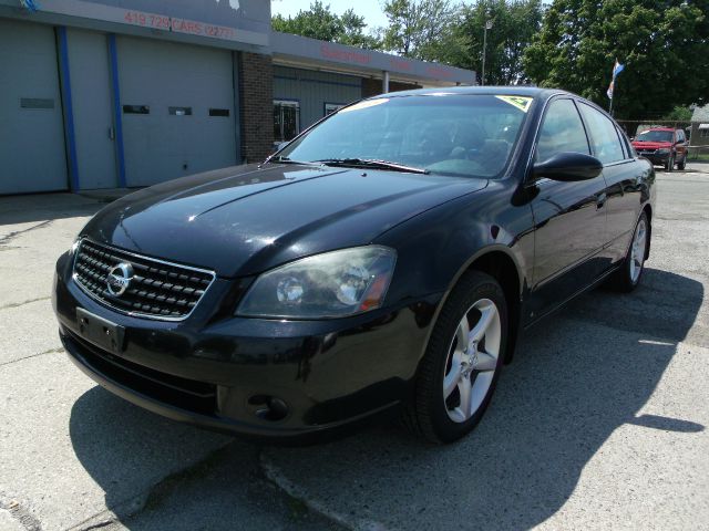 2005 Nissan Altima LE