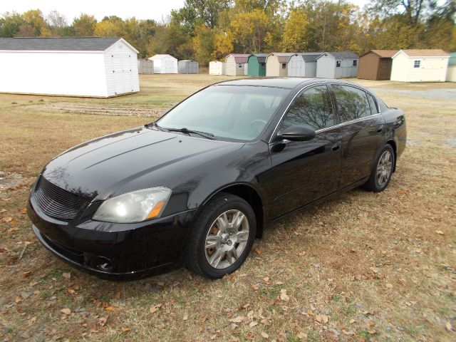 2005 Nissan Altima Pickupslt Quad Cab SWB 4WD 4x4 Truck