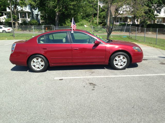 2005 Nissan Altima GS-R