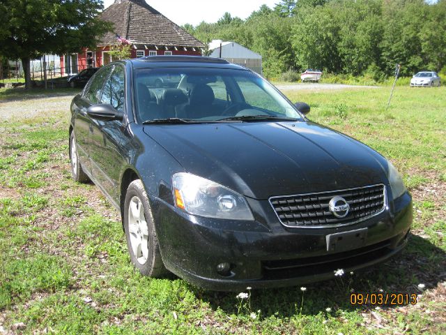 2005 Nissan Altima SLT Quad Cab 2WD