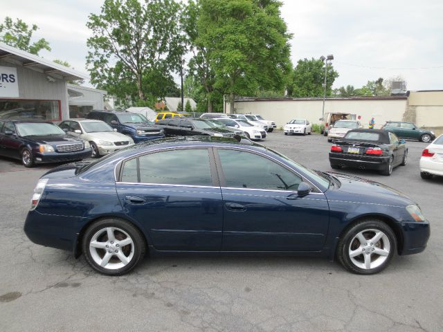 2005 Nissan Altima LE