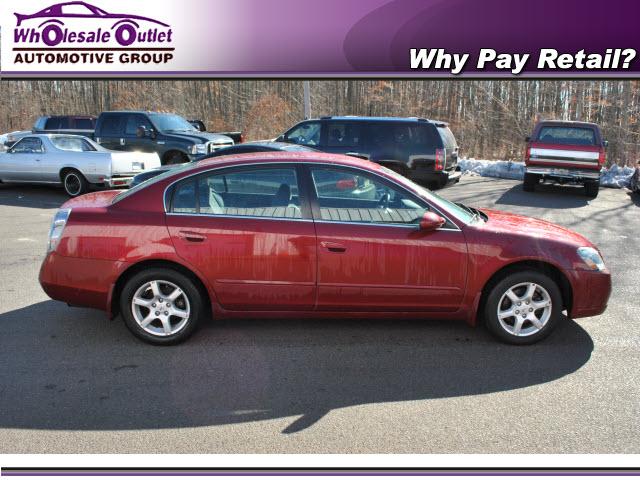 2005 Nissan Altima Pickupslt Quad Cab SWB 4WD 4x4 Truck