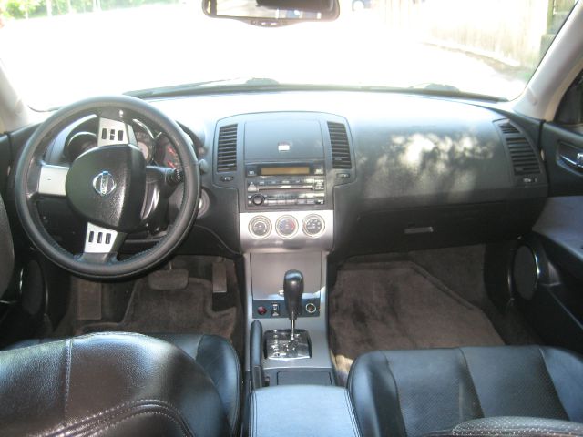 2005 Nissan Altima SLT Quad Cab 2WD