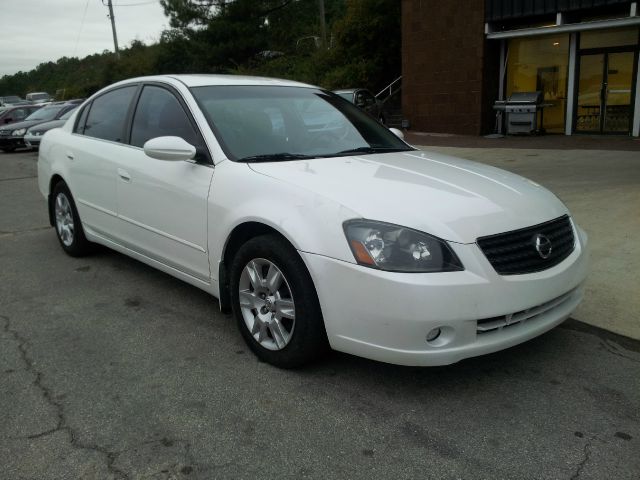 2005 Nissan Altima Pickupslt Quad Cab SWB 4WD 4x4 Truck