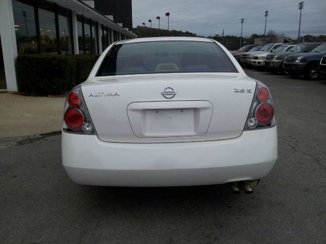 2005 Nissan Altima Pickupslt Quad Cab SWB 4WD 4x4 Truck