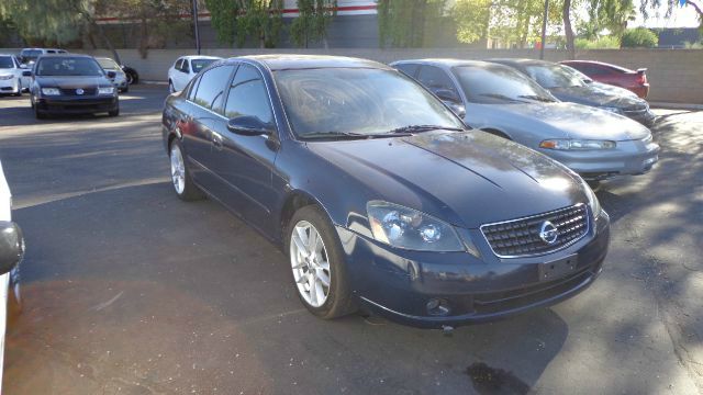 2005 Nissan Altima LE