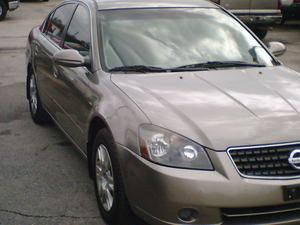 2005 Nissan Altima GS-R