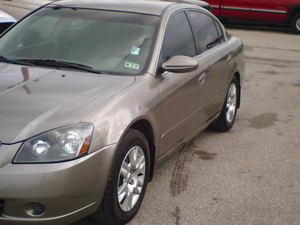 2005 Nissan Altima GS-R