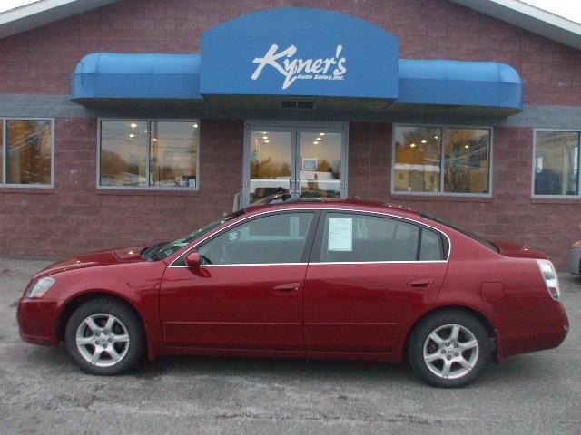 2005 Nissan Altima Pickupslt Quad Cab SWB 4WD 4x4 Truck