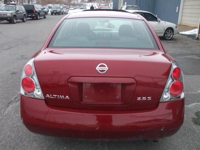 2005 Nissan Altima Pickupslt Quad Cab SWB 4WD 4x4 Truck