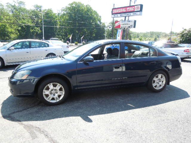 2005 Nissan Altima Pickupslt Quad Cab SWB 4WD 4x4 Truck