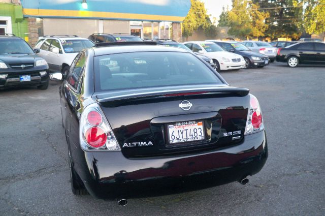 2005 Nissan Altima LE