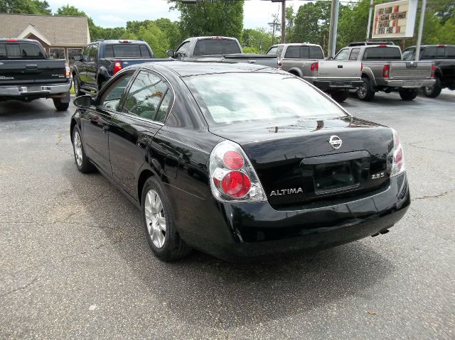 2005 Nissan Altima Pickupslt Quad Cab SWB 4WD 4x4 Truck