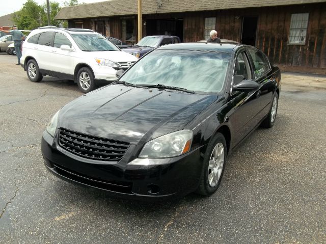 2005 Nissan Altima Pickupslt Quad Cab SWB 4WD 4x4 Truck