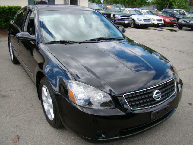 2005 Nissan Altima SLT Quad Cab 2WD