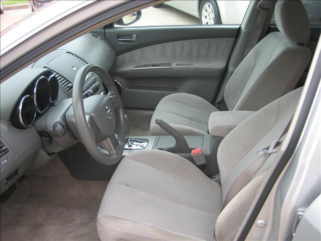 2005 Nissan Altima XR