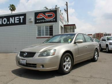 2005 Nissan Altima ST Pickup 4D 5 1/2 Ft