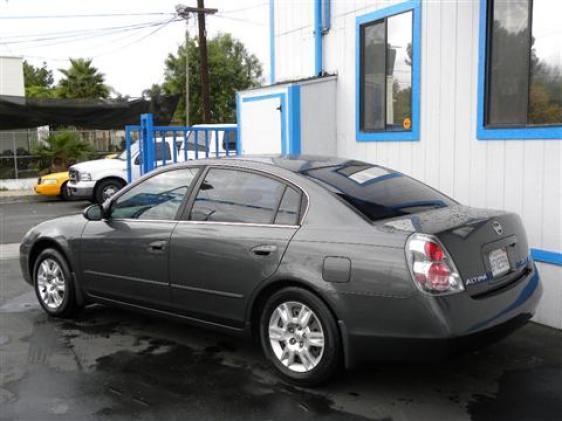 2005 Nissan Altima Unknown