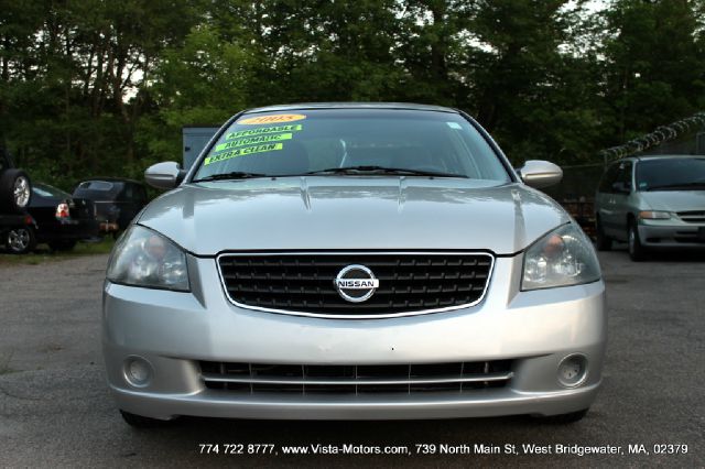 2005 Nissan Altima Pickupslt Quad Cab SWB 4WD 4x4 Truck