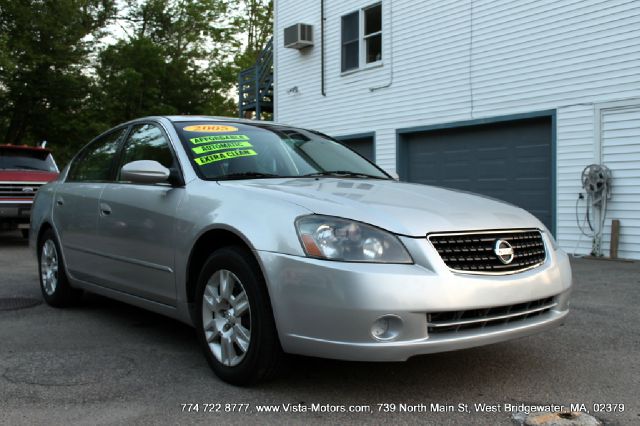 2005 Nissan Altima Pickupslt Quad Cab SWB 4WD 4x4 Truck