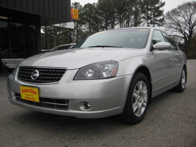 2005 Nissan Altima XR