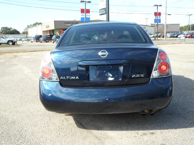 2005 Nissan Altima Pickupslt Quad Cab SWB 4WD 4x4 Truck