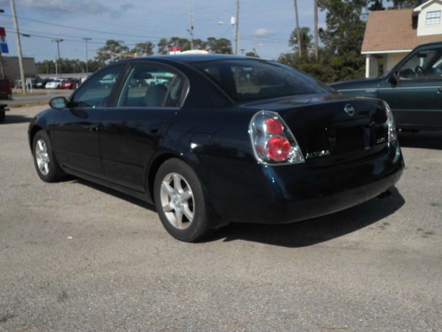 2005 Nissan Altima Pickupslt Quad Cab SWB 4WD 4x4 Truck