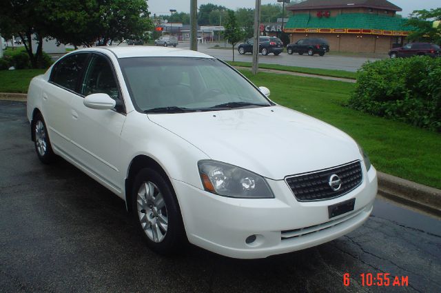 2006 Nissan Altima Pickupslt Quad Cab SWB 4WD 4x4 Truck