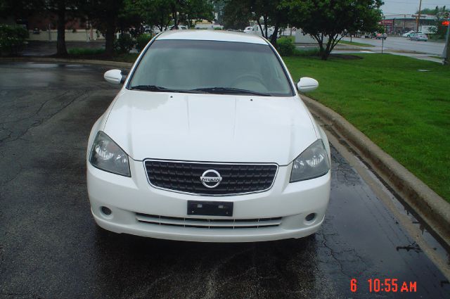 2006 Nissan Altima Pickupslt Quad Cab SWB 4WD 4x4 Truck