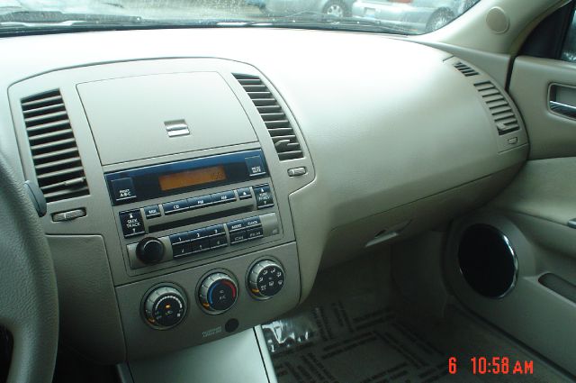 2006 Nissan Altima Pickupslt Quad Cab SWB 4WD 4x4 Truck