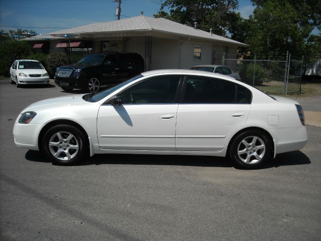 2006 Nissan Altima Pickupslt Quad Cab SWB 4WD 4x4 Truck