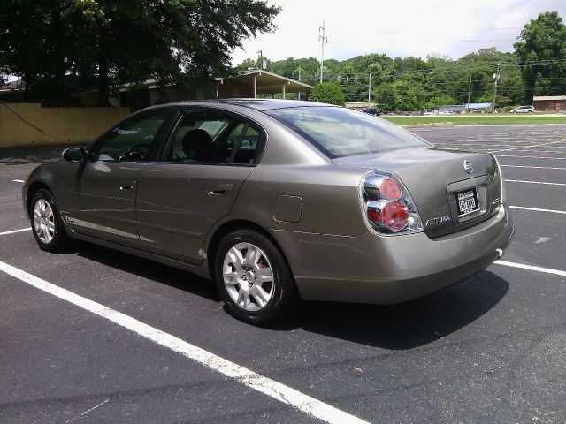 2006 Nissan Altima Pickupslt Quad Cab SWB 4WD 4x4 Truck