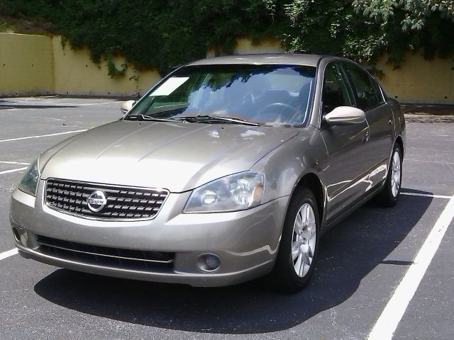 2006 Nissan Altima Pickupslt Quad Cab SWB 4WD 4x4 Truck