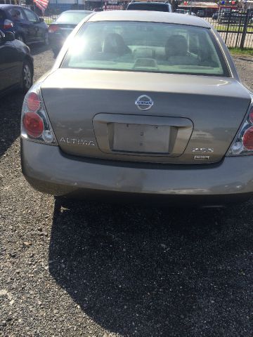 2006 Nissan Altima Pickupslt Quad Cab SWB 4WD 4x4 Truck