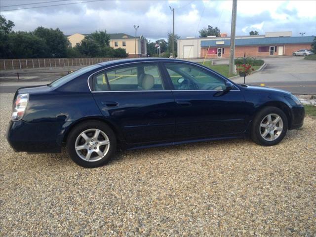 2006 Nissan Altima GT V6 5-spd Manual