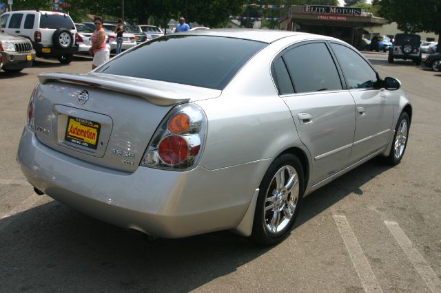 2006 Nissan Altima Pickupslt Quad Cab SWB 4WD 4x4 Truck