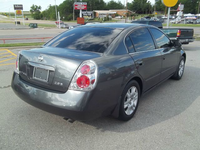 2006 Nissan Altima Pickupslt Quad Cab SWB 4WD 4x4 Truck