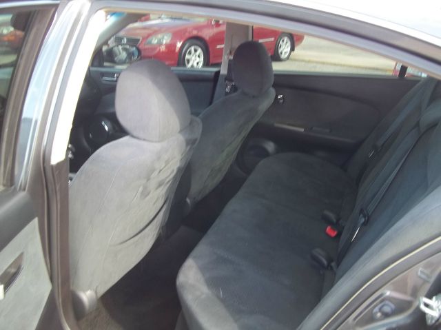 2006 Nissan Altima Pickupslt Quad Cab SWB 4WD 4x4 Truck