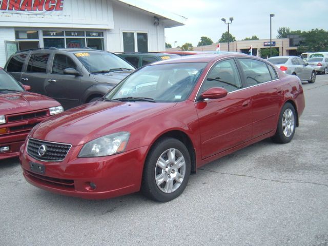 2006 Nissan Altima Pickupslt Quad Cab SWB 4WD 4x4 Truck