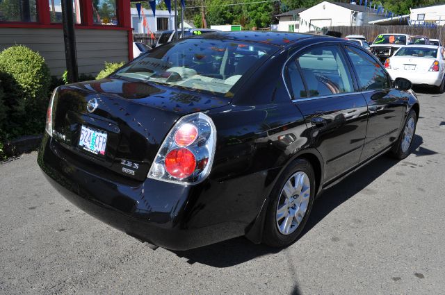 2006 Nissan Altima Pickupslt Quad Cab SWB 4WD 4x4 Truck