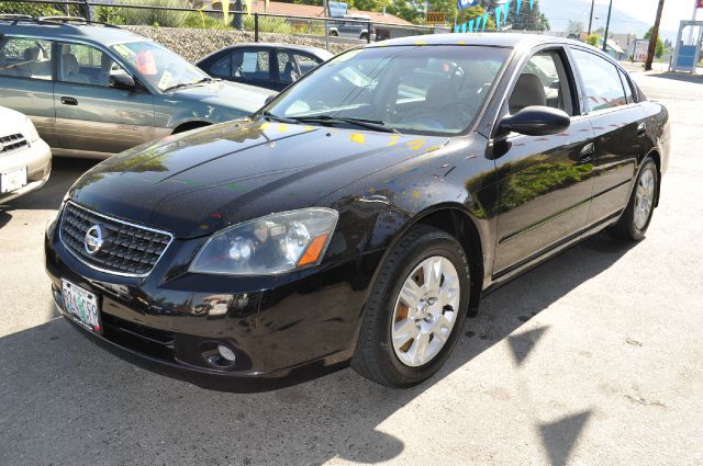 2006 Nissan Altima Pickupslt Quad Cab SWB 4WD 4x4 Truck