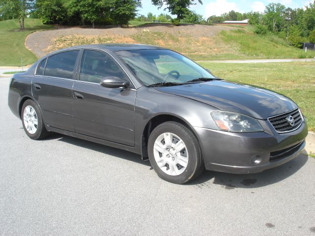 2006 Nissan Altima Pickupslt Quad Cab SWB 4WD 4x4 Truck