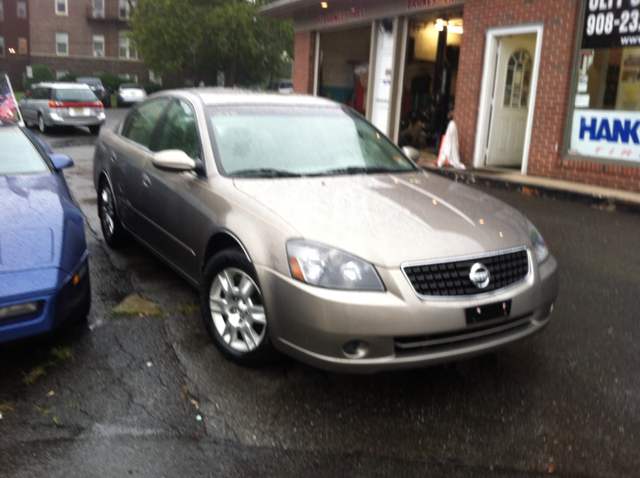 2006 Nissan Altima Pickupslt Quad Cab SWB 4WD 4x4 Truck