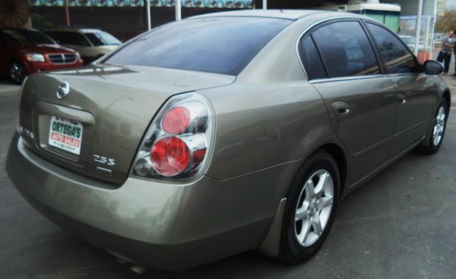 2006 Nissan Altima Pickupslt Quad Cab SWB 4WD 4x4 Truck