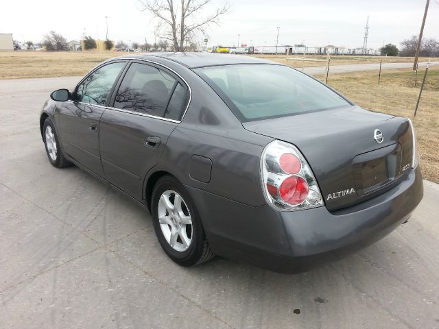 2006 Nissan Altima Pickupslt Quad Cab SWB 4WD 4x4 Truck