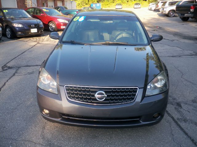 2006 Nissan Altima Pickupslt Quad Cab SWB 4WD 4x4 Truck