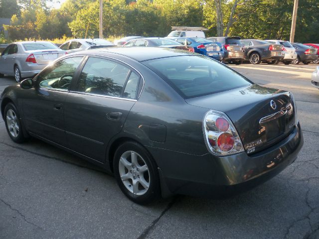 2006 Nissan Altima Pickupslt Quad Cab SWB 4WD 4x4 Truck